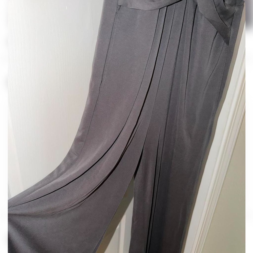 NWOT Grey Fabletics Jumpsuit - Picture 2 of 4